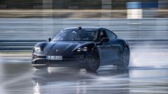 Porsche Taycan e il drifting da record [VIDEO]