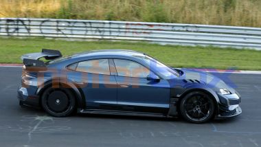 Porsche Taycan Turbo GT4 RS: variante ''racing'' della granturismo elettrica di Zuffenhausen