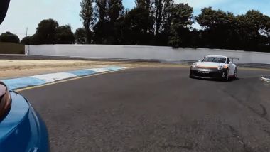 Porsche Taycan Turbo vs 911 GT3 RS vs 911 GT3 Cup: le due 911 in lotta