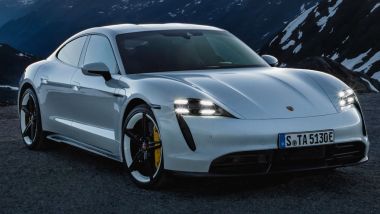 Porsche Taycan: zero emissioni e prestazioni esaltanti