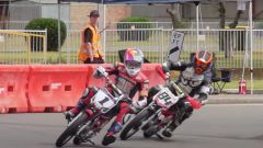 Australian Postie Bike GP: la gara con le moto dei postini. Video