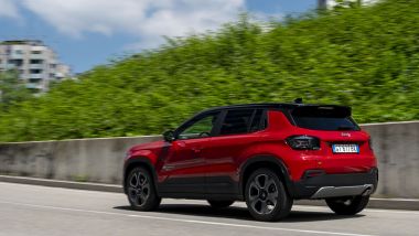 Prova Jeep Avenger e-Hybrid: la versione Summit ha la guida semiautonoma di livello 2