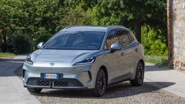 Prova MG4 Urban: listino a partire da meno di 20.000 euro con promo e finanziamento