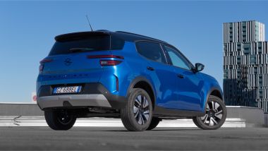 Prova Opel Frontera GS Hybrid: il SUV compatto dal design moderno e piacevole