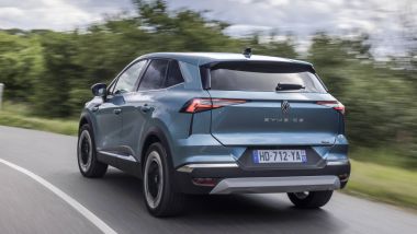 Prova Renault Austral e Symbioz E-Tech: per la Symbioz prezzi a partire da 32.550 euro