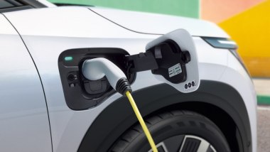 Prova Skoda Epiq: ricarica in CA a 11 kW e in CC fino a 105 kW