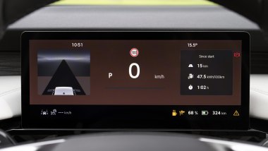 Prova Skoda Peaq: il cruscotto digitale da 10,25'' accompagna il touchscreen centrale da 13,6''