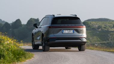 Prova XPeng G6 e G9: il SUV G9 raggiunge una velocità massima di 200 km/h