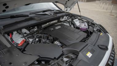 Q5 Sportback 40 TDI, motore 2 litri diesel mild hybrid 12 Volt