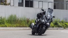 QJ Motor Fort 4.0: scooter GT 350 cc ricco e conveniente. La prova