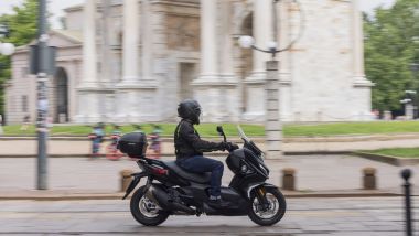 QJ Motor Fort 4.0, nonostante le dimensioni, in città non si muove affatto male
