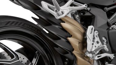 QJ Motor SRK921RR, dettaglio dello scarico, vi ricorda qualcosa?