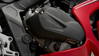QJMotor SRK800RR 2025, il motore 4 in linea ora è dotato di ride by wire