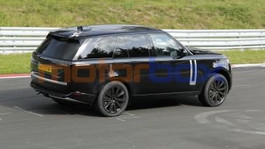 Range Rover Electric: possibile debutto nel 2025 con prezzi da circa 110.000 euro