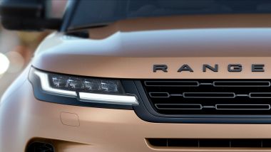 Range Rover Evoque 2023, il nuovi fari anteriori
