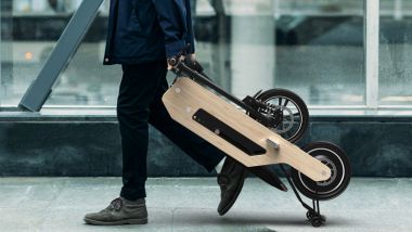 Reinova To-Move: lo scooter elettrico pieghevole in bamboo