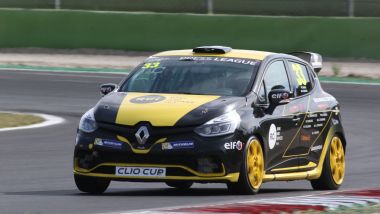 Renault Clio Cup Italia 2019, Vallelunga: la macchina impegnata nella Press League