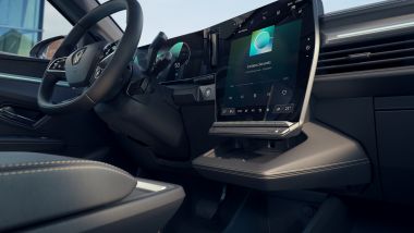 Renault Megane E-Tech Electric: il maxi sistema d'infotainment