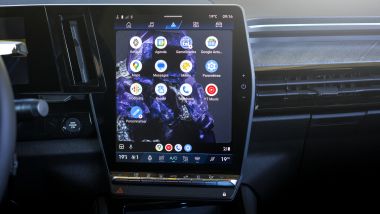 Renault Rafale E-Tech Hybrid Esprit Alpine, l'infotainment Android Automotive