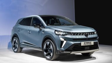 Renault Symbioz 2024: il segmento dei C-SUV è il più competitivo