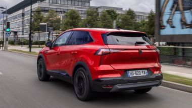 Renault Symbioz E-Tech 160, la guida è un piacere