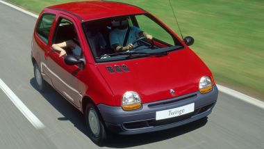 Renault Twingo E-Tech Electric: omaggio alla Twingo originale di trent'anni fa