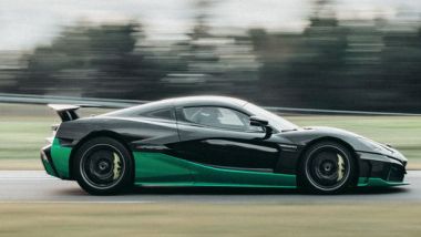 Rimac Nevera: l'hypercar BEV da 1.914 CV fa il record di velocità in retromarcia