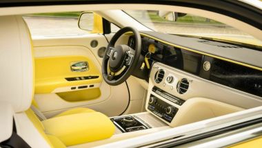 Rolls-Royce Spectre Semaphore: lusso ed eleganza un po' sopra le righe dell'abitacolo