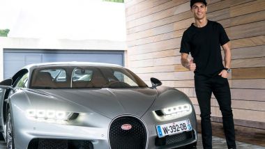 Ronaldo e Bugatti: un altro pezzo pregiato della sua collezione: la Chiron colore argento