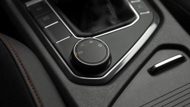 Seat Tarraco plug-in: il selettore della modalità di guida