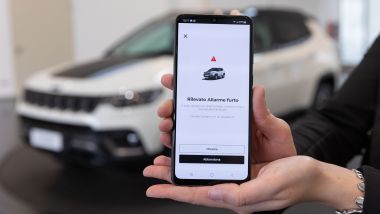 Servizi connessi Stellantis: internet permette di gestire al meglio l'auto e i viaggi