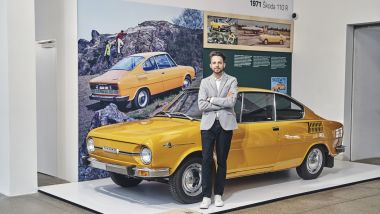 Skoda 110 R concept: il modello originale del 1971 con il designer Richard Švec