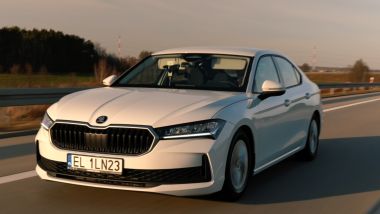 Skoda Superb 2.0 TDI, quasi 3.000 km con un pieno