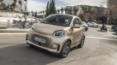 Smart EQ Fortwo: prova della piccola EV per le strade di Roma