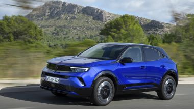 Stellantis termina produzione auto nella fabbrica di Poissy: Opel Mokka modello costruito l&igrave;