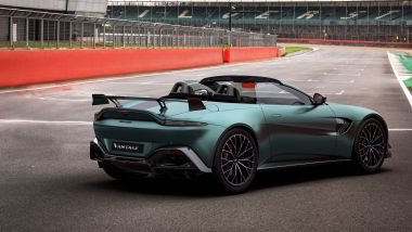 Strategie finanziarie Aston Martin: la Vantage F1 Roadster