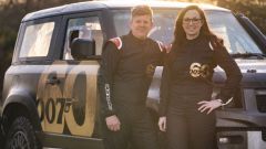 Stuntman di James Bond su Land Rover Defender al Rally del Galles