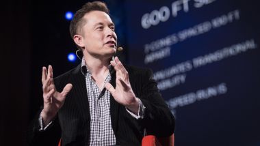 Su Elon Musk i proprietari Tesla sono poco teneri