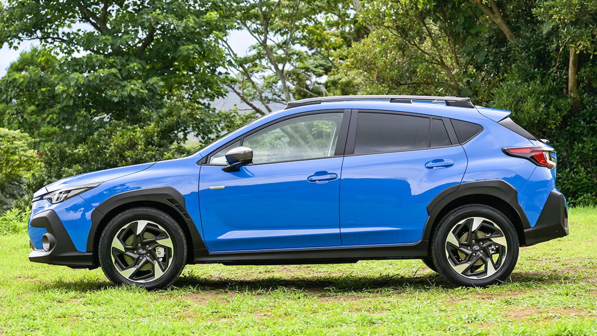 Subaru Crosstrek è nuova XV 2023. Come cambia, quando esce. Video