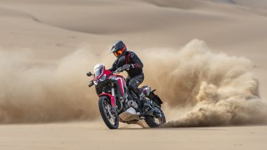 Sulle dune con la Honda CRF1100L Africa Twin 2020