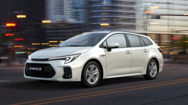 Suzuki Swace: gemella di Corolla, ma pi&ugrave; costosa da riparare