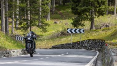 Suzuki V-Strom 1050SE, il motore ha tutto il brio necessario per soddisfare anche uno smanettone in cerca di comfort