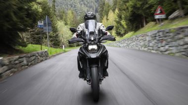 Suzuki V-Strom 1050SE, il riparo aerodinamico è buono