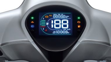 SYM Fiddle 125: il cruscotto digitale con illuminazione regolabile