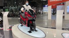 Come cambia per il 2022 lo scooter di Sym: il video live da EICMA 2021