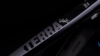 Terra VR|46, la e-bike di Valentino Rossi: l'obliquo che ospita la batteria da 750 Wh
