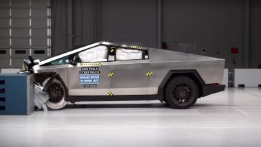 Tesla Cybertruck: il BEV a ruote alte ha vinto il Top Safety Pick+ dell'ente sulla sicurezza USA