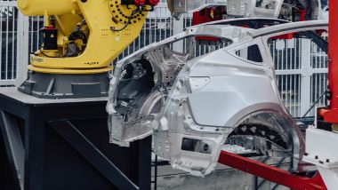 Tesla Gigafactory di Berlino: consegnate le prime Model Y Performance