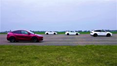 Qual è la Tesla più veloce? La drag race in video
