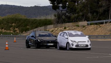 Tesla Model S, l'Autopilot non convince al 100%